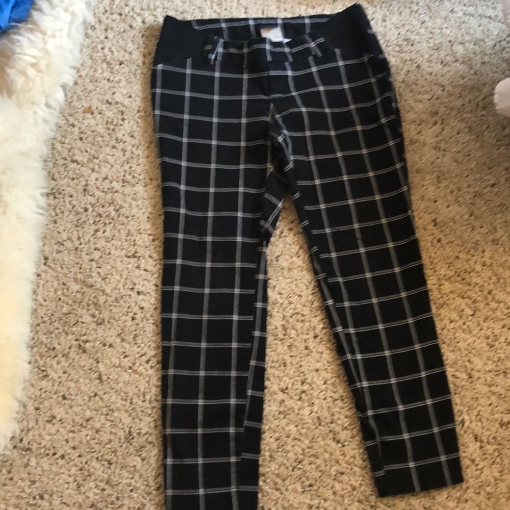 Black / white  side panel maternity pixie pants